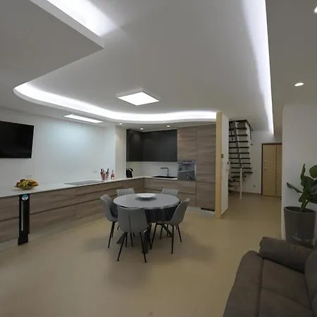Elegante Duplex A - Casa Diamante Ортона